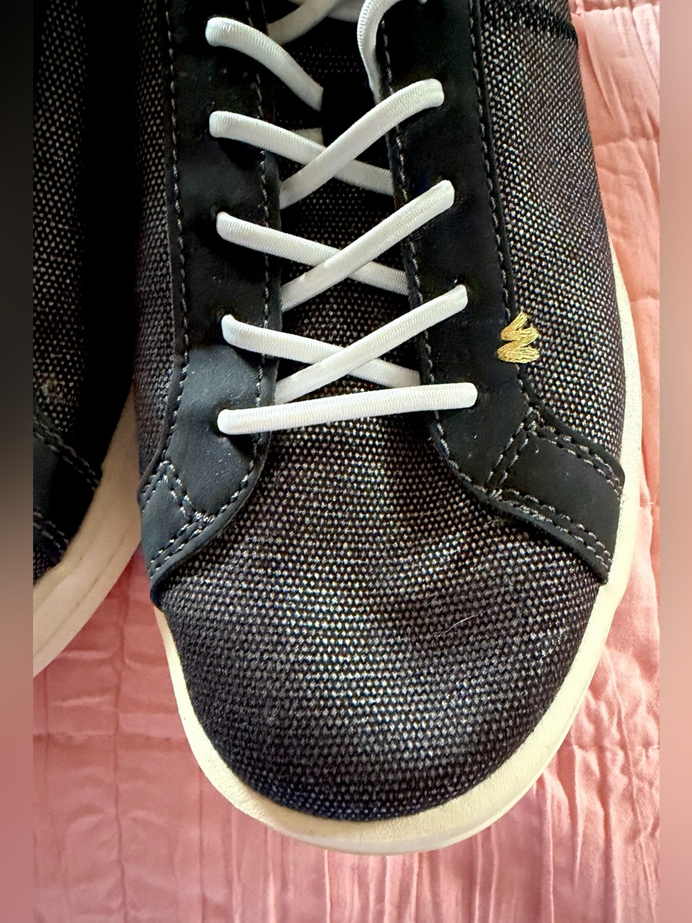 Hey Dude Women’s Karina Shimmer Sneakers NWOT - Picture 6 of 13